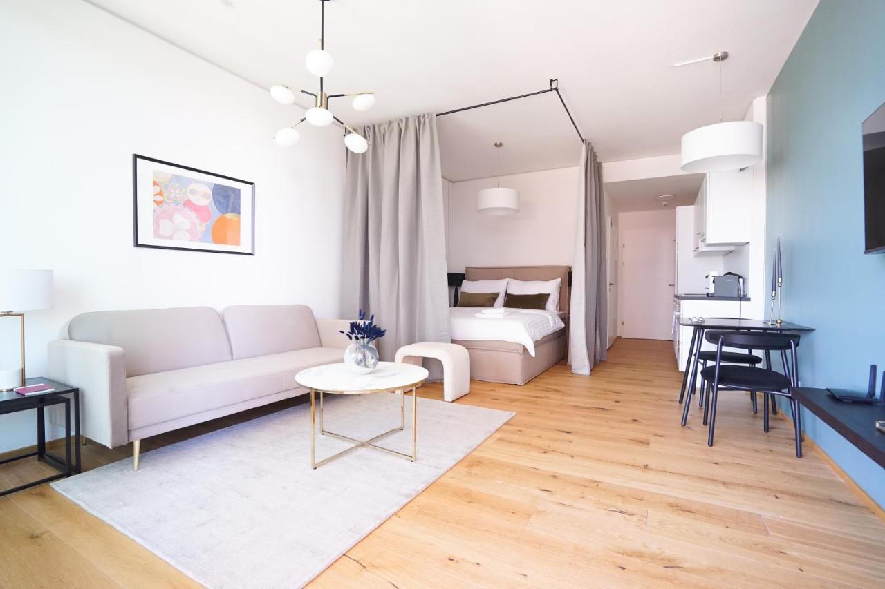 וינה Boutique Studio With Terrace And Pool מראה חיצוני תמונה