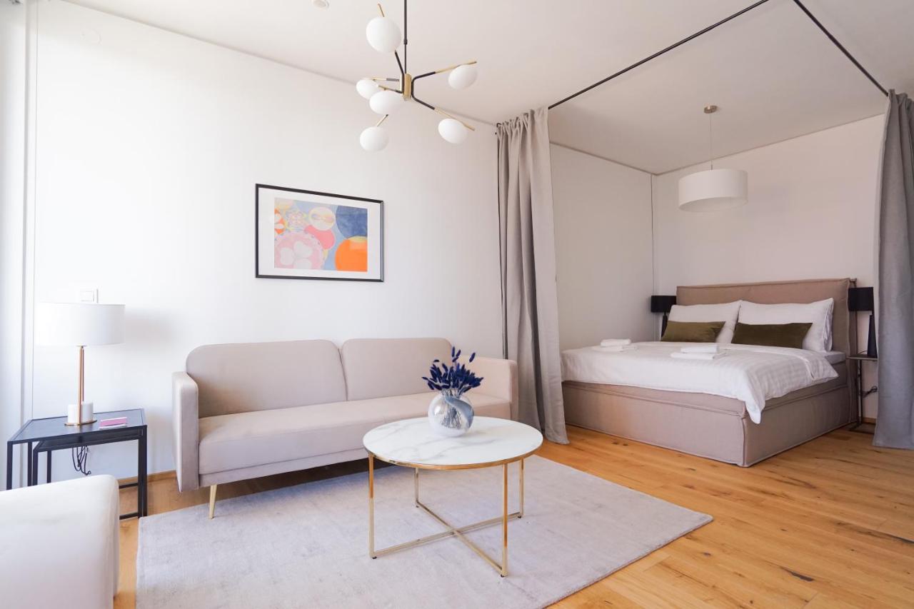 וינה Boutique Studio With Terrace And Pool מראה חיצוני תמונה